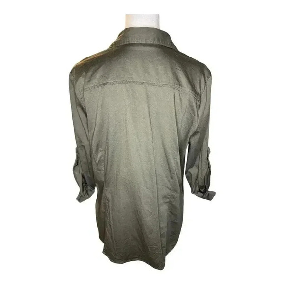 Apt. 9 women’s size XL‎ green button down roll sleeve shirt - Picture 3 of 6
